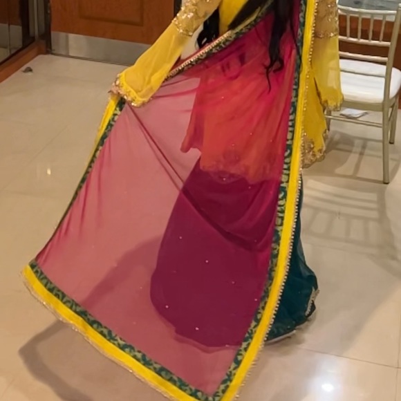 Women’s 3 piece Indian desi Pakistani dress - Picture 2 of 2